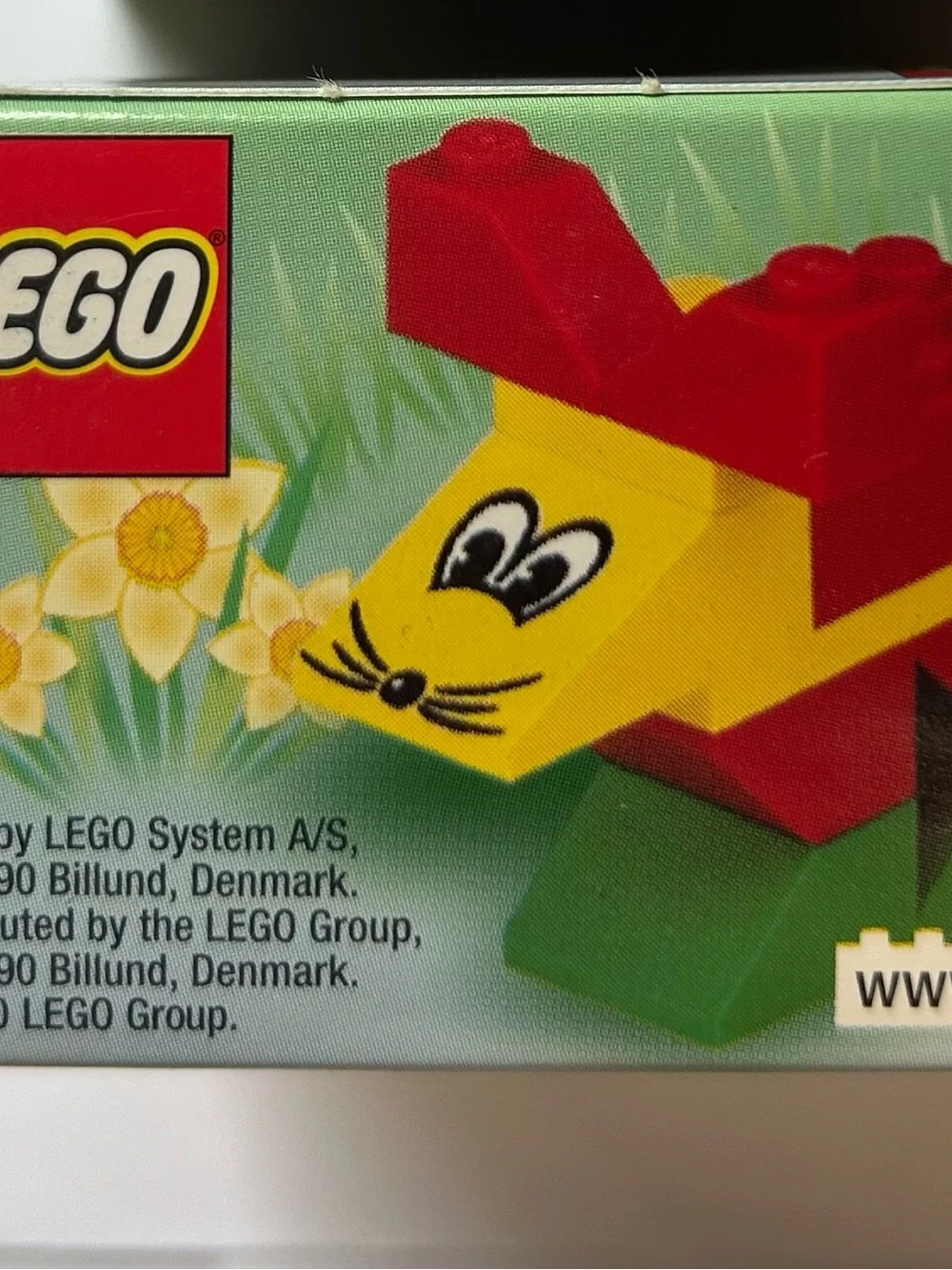 Lego Seasonal Easter Bunny set (1263) Vintage 2000